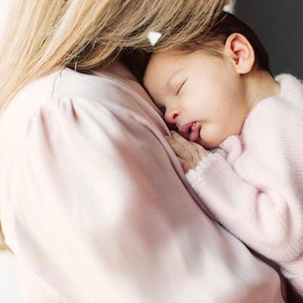 Принцеса Мадлен опублікувала в Instagram зворушливі знімки з дочкою. Друга дочка короля Швеції Карла XVI Густава і королеви Сільвії, – принцеса Мадлена, нещодавно втретє стала матір'ю.