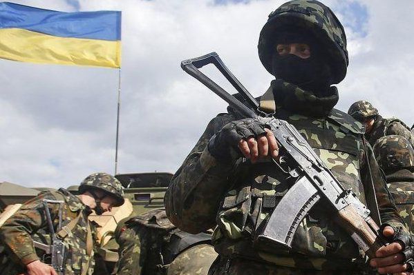 На Донбасі офіційно закінчується АТО і стартує Операція об'єднаних сил (ООС). Звична громадськості абревіатура АТО з 30 квітня стане неактуальною. На Донбасі настає час Операції об'єднаних сил.