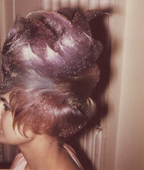 Приголомшливі зачіски 60-х років XX століття (Фото). Жіночий стиль і мода на зачіски XX століття.