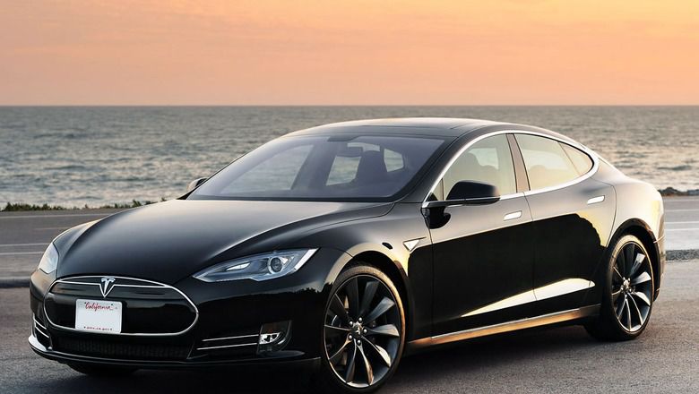 Стали відомі причини збитків Tesla. Виробник електромобілів Tesla за підсумками першого кварталу 2018 року зазнав рекордних збитків.