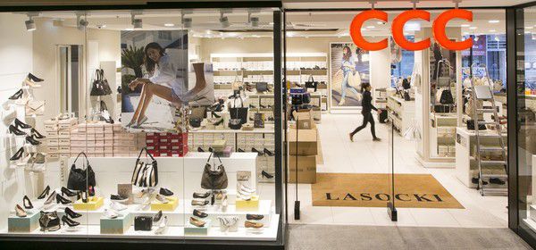 Найближчим часом в Україні відкриються магазини взуття під брендом ССС. Польський рітейлер CCC планує відрити в Україні 50 магазинів.