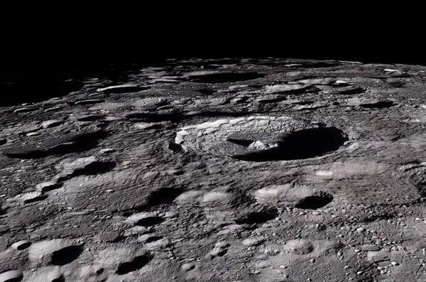 Круте відео поверхні Місяця в найдрібніших деталях. Краще, ніж з твого балкону! Терміново подивися!