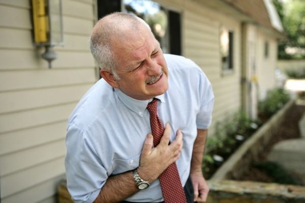 8 сигналів про те, що у вас буде серцевий напад. Краще знати заздалегідь.