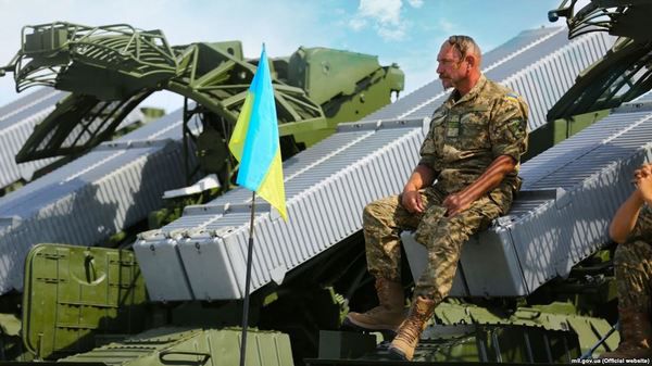 Штаб ООС: бойовики обстріляли українських військових, є поранені та загиблий. Бойовики здійснили 21 обстріл, один військовий загинув, четверо поранені.