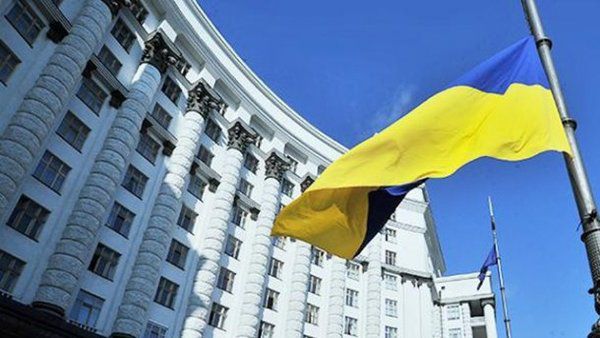 В Україні затвердили список об'єктів великої приватизації. Передбачається, що продаж цих об'єктів принесе державному бюджету 21,3 мільярда гривень.