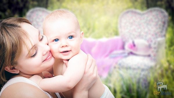 Мудра притча про материнську любов. Сьогодні відзначається прекрасне свято - День матері.