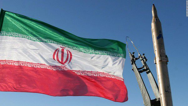 Іран висунув Європі ультиматум для збереження ядерної угоди. У європейських країн є термін від 45 до 60 днів, щоб надати необхідні гарантії щодо захисту інтересів Ірану.
