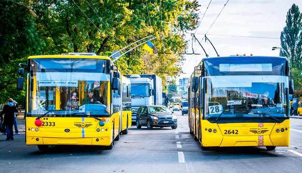 Влада Києва підтвердили різке підвищення цін на проїзд в міському транспорті. З 14 липня вартість проїзду у міському транспорті столиці зросте.
