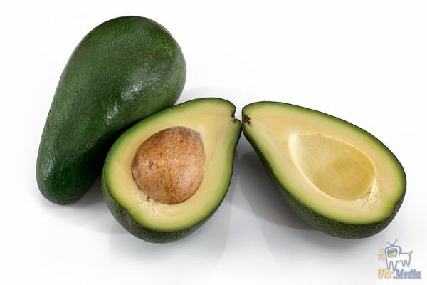 Лікарі розповіли про небезпеку авокадо. Дуже часто фрукт може викликати розлади шлунка.