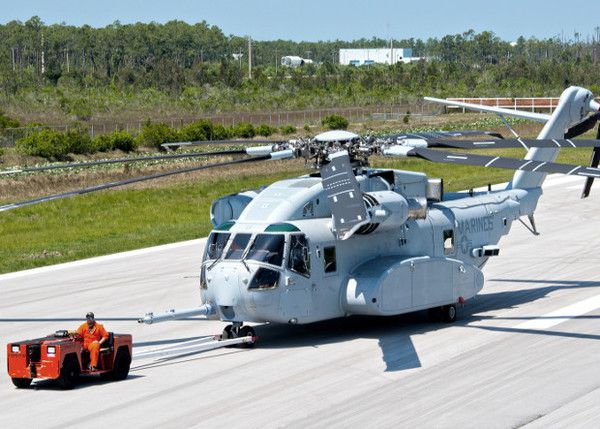 Військові США отримали найбільший вертоліт. Вертоліт проходить випробовування.