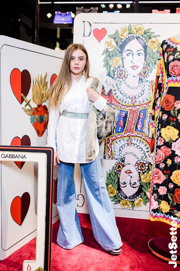 Донька Ольги Фреймут запустила власний бренд одягу. 12-річна Злата стала дизайнером.