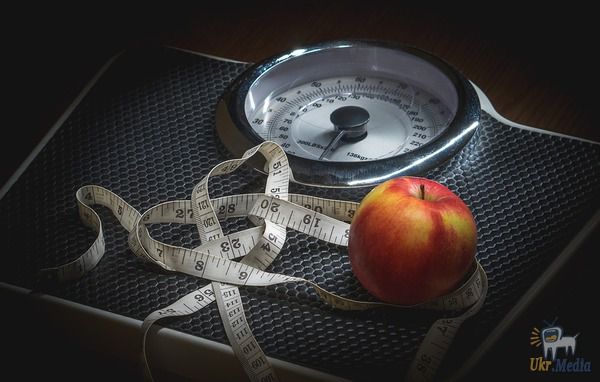 9 хитрощів, що допоможуть позбутися зайвої ваги, на додаток до вправ та дієт. Кілька порад для тих, хто мріє схуднути.