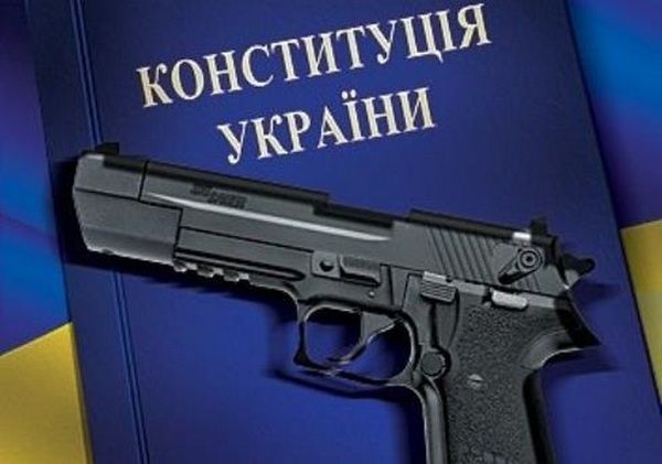 В українців виявилося більше 6 мільйонів незареєстрованих стволів. Основним джерелом надходження зброї на чорний ринок є зона АТО.
