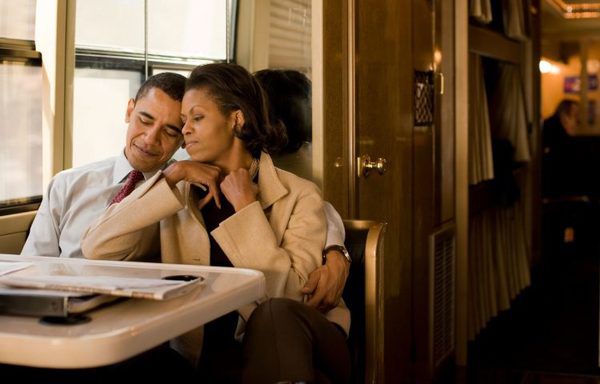 Барак та Мішель Обама стануть продюсерами. Колишній президент США та його дружина Мішель підписали довгостроковий контракт з онлайн-сервісом Netflix.