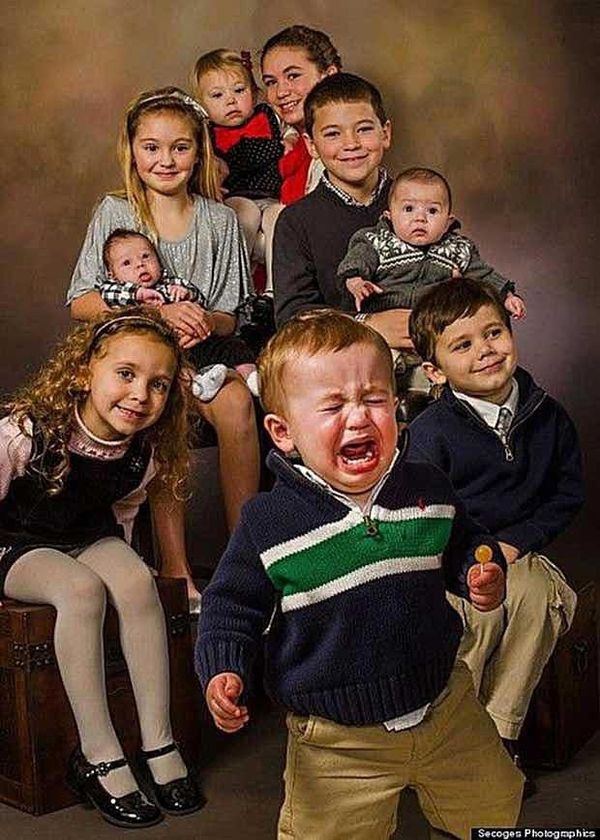 20 смішних і безглуздих сімейних фотографій або ось чому діти соромляться своїх батьків. Незграбні сімейні фото з минулого і сьогодення.