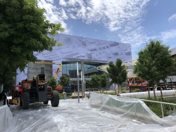 Apple готова здивувати новинками на конференції для розробників. 4 червня в McEnery Convention Center в Сан-Хосе (Каліфорнія, США) розпочнеться організована конференція Apple для розробників.