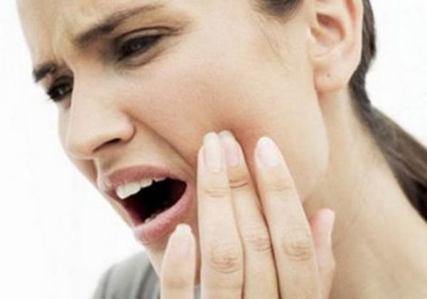 Забудьте про зубний біль з допомогою домашніх засобів. Ефективні засоби боротьби з біллю зубів перед відвідуванням дантиста.