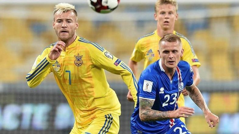 Збірна України опустилася в рейтингу ФІФА. Збірна України посіла 35 місце в оновленому 7 червня світовому рейтингу національних команд Міжнародної федерації футбольних асоціацій (ФІФА).