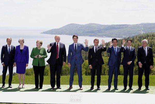 Лідери Великої сімки виступили проти повернення РФ в G8. Відповідне рішення було підтримане одноголосно.