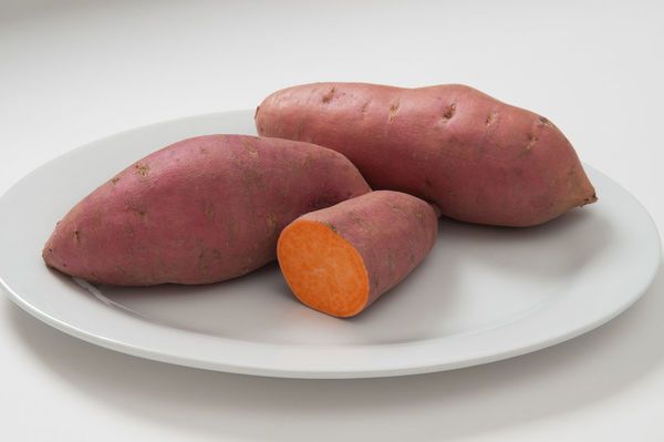 Солодка картопля або батат. Вас турбує гастрит, печія чи навіть язва? Тоді спробуйте це.