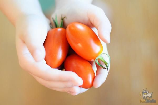 3 кроки для того, щоб ваші помідори залишалися свіжими довше навіть при консервуванні. Легкий спосіб консервування томатів.