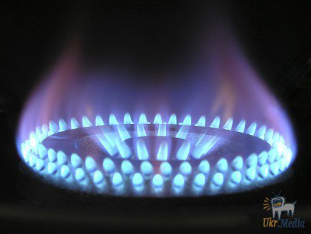 Тарифи в обмін на транш: на скільки подорожчають до осені газ і тепло. Все частіше українські чиновники кажуть про необхідність вирівнювання тарифів на паливо для промисловості та населення.