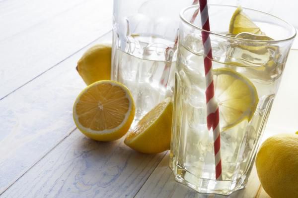 Пийте лимонну воду щодня... Але не робіть ті ж помилки, що й інші.