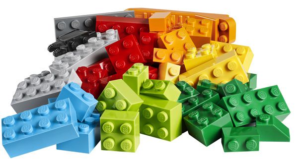 Геніальні ідеї як використати кубики Лего. Дивовижне використання конструктора у повсякденному житті.