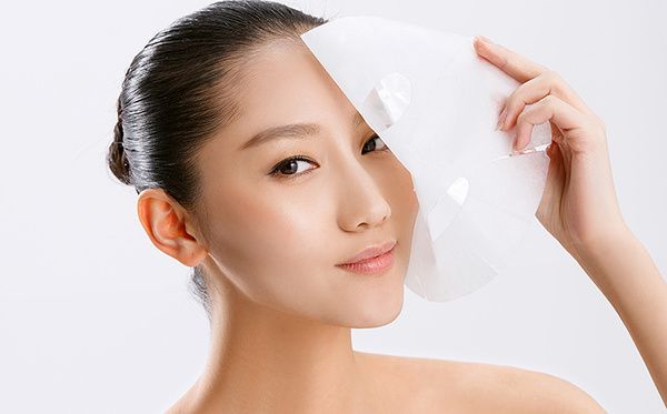 9 секретів по догляду за шкірою, підглянутих у корейських моделей. 9 простих способів змусити шкіру сяяти вже сьогодні.