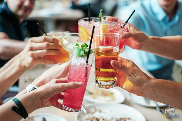 10 міфів про алкоголь, в який ми вірили все життя