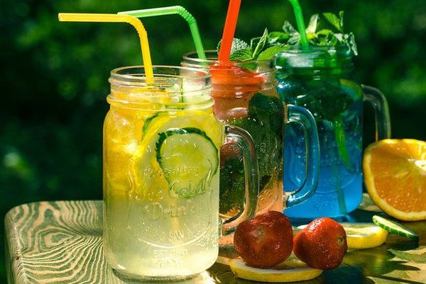 Рецепти освіжаючих лимонадів, які обов'язково потрібно спробувати. Влітку так хочеться побалувати себе смачним і освіжаючим напоєм, який не тільки вгамує спрагу, але і подарує справжнє задоволення.