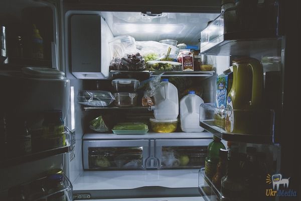 як правильно зберігати продукти в холодильнику