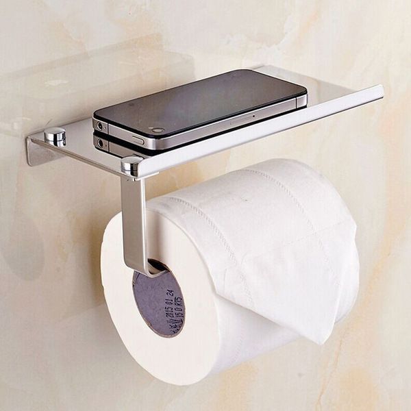 Чому не варто брати телефон з собою в туалет. Ми вже звикли брати свій смартфон з собою в туалет.