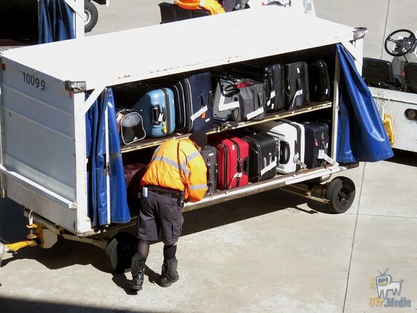 Що робити, якщо авіакомпанія втратила ваш багаж. Втрата багажу може зіпсувати всю відпустку або змазати враження від подорожі.