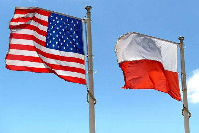 США будуть поставляти Польщі зріджений газ. Польська компанія отримає можливість перепродавати американський газ на міжнародних ринках.