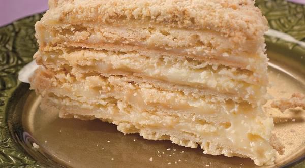 Рецепт сирного "Наполеона". Ви любите торт "Наполеон"? А чи знаєте ви, що різновидів цього торту дуже багато.