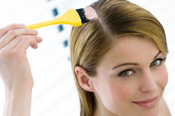 5 міфів про фарбування волосся, в які ви досі вірите. Читайте найпопулярніші міфи про фарбування волосся, про які потрібно забути.