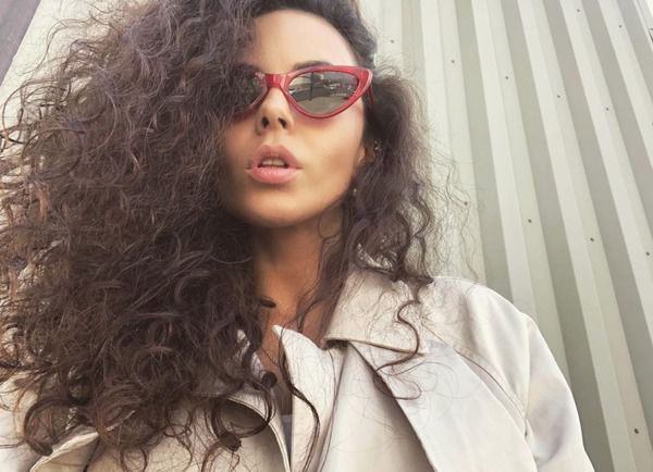 Настя Каменських, яка нещодавно почала сольну кар'єру під псевдонімом NK, зачарувала літніми знімками з Таллінна. Популярна українська співачка вміє вразити своїх прихильників в Instagram.