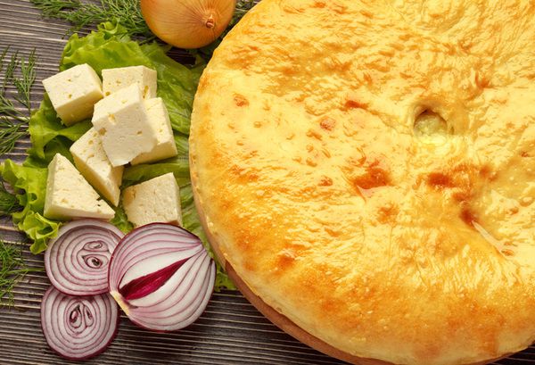 Осетинський пиріг - смачний рецепт. Пропонуємо вам класичний варіант приготування тіста і начинки для смачних осетинських пирогів.
