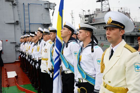 В Україні завершилися масштабні військово-морські навчання. За словами командувача Військово-Морських Сил, всі компоненти гідно впоралися із завданнями і поставлені цілі були досягнуті.