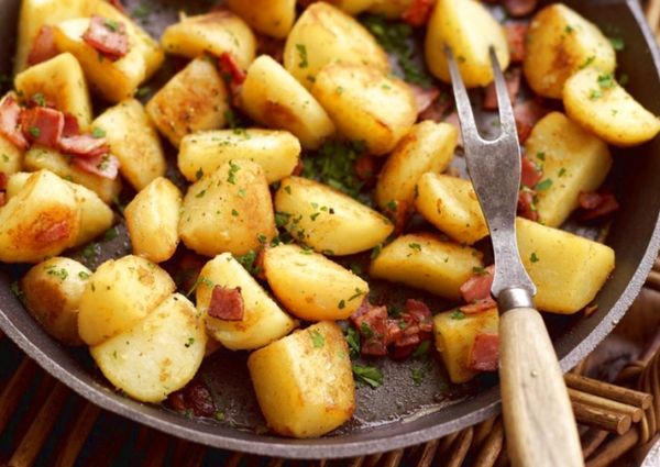 На замітку: як в жодному разі не можна готувати картоплю. Як не варто готувати картоплю, щоб довше залишатися здоровим.