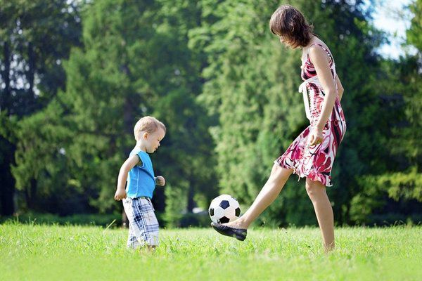 6 правил для мам, які виховують синів. Якщо ви зацікавлені в тому, щоб виховати свого сина правильно, вам слід знати наступне.
