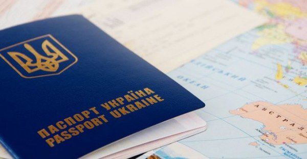 Закордонні паспорти в Україні тепер видають вчасно. В Україні нарешті відсутні черги на персоналізацію документів.