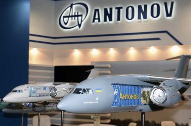 Boeing надасть допомогу в постачанні деталей компанії "Антонов". Boeing з кінця 2019 року буде здійснювати постачання деталей для українського авіаконструкторського бюро "Антонов" із-за втрати російського імпорту.