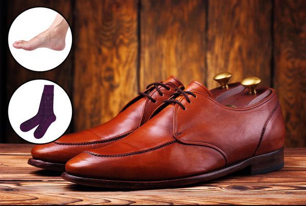 З шкарпетками чи без? 10 видів чоловічого взуття, які варто нарешті навчитися правильно носити. Ми вирішили раз і назавжди розібратися в правилах поєднання пари "взуття — шкарпетки», а заразом дізналися, який одяг підходить до кожної моделі.