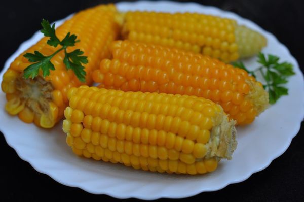 Спробуй смачну кукурудзу, додавши в каструлю 2 секретних інгредієнта!. Результат перевершує всі очікування!