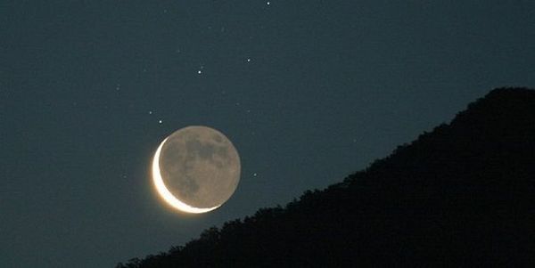 Унікальне явище: Місяць зблизиться з чотирма планетами. У кінці серпня українці зможуть спостерігати незвичайне явище.