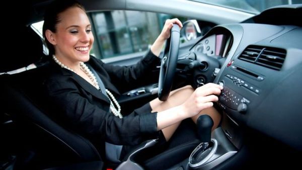 Автомобілісти перестануть сваритися через вибір музики в авто. Кожен пасажир зможе слухати свою музику в авто без навушників, не заважаючи сусідам.