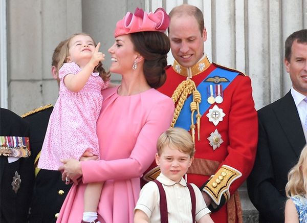Все можуть королі: принц Вільям і Кейт Міддлтон позбавлені піклування над дітьми. Нам, простим смертним, не так просто зрозуміти правила життя королівської сім'ї. .