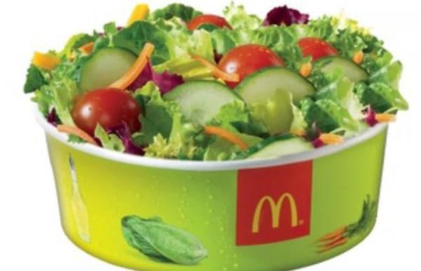 Mcdonald's зупинив продаж салатів через спалах кишкової інфекції. Mcdonald's оголосив про припинення продажу салатів в 3 тисячах своїх ресторанів.